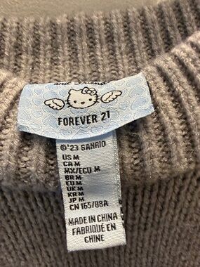 Forever 21 Light Gray Ribbed Crewneck Sweater with Hello Kitty Tag